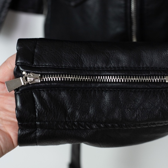 Flamant Rose Collection Women’s Black Vegan Faux Leather Moto Jacket Size 2 - Picture 3 of 8